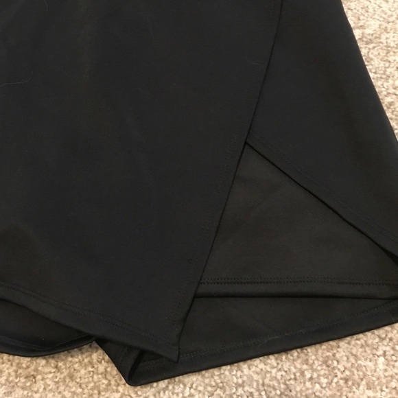 Romper NWOT - Picture 2 of 3